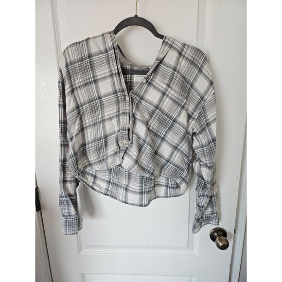 American Eagle Outfitters Tops - American eagle flannel top